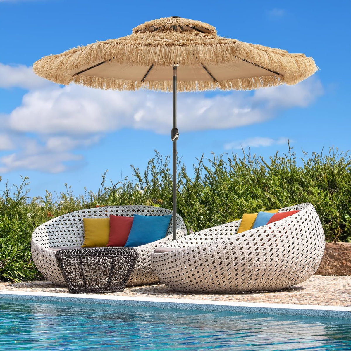 Mud-cloth style ti-ki courtyard shade umbrella - Two-layer Hawaiian lei-style inclined beach shade umbrella, equipped with 33 LED lights, 8 umbrella ribs and a rotatable lifting device, solar-powered lawn-type courtyard shade umbrella, tropical palm