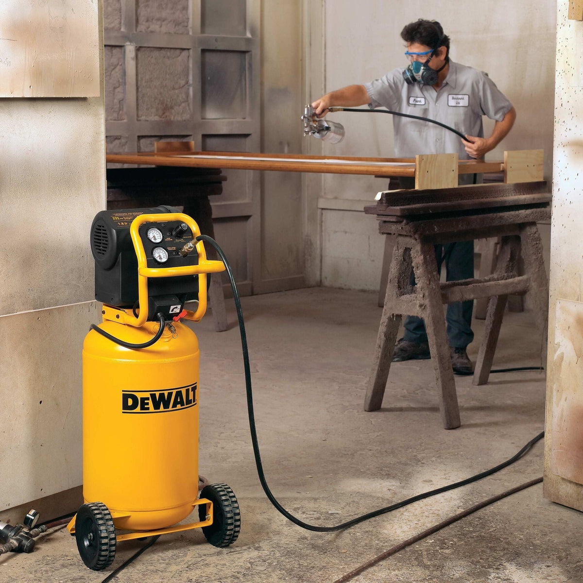 D55168 15-Gallon Oil-Free Portable Workshop Vertical Air Compressor, 225 PSI