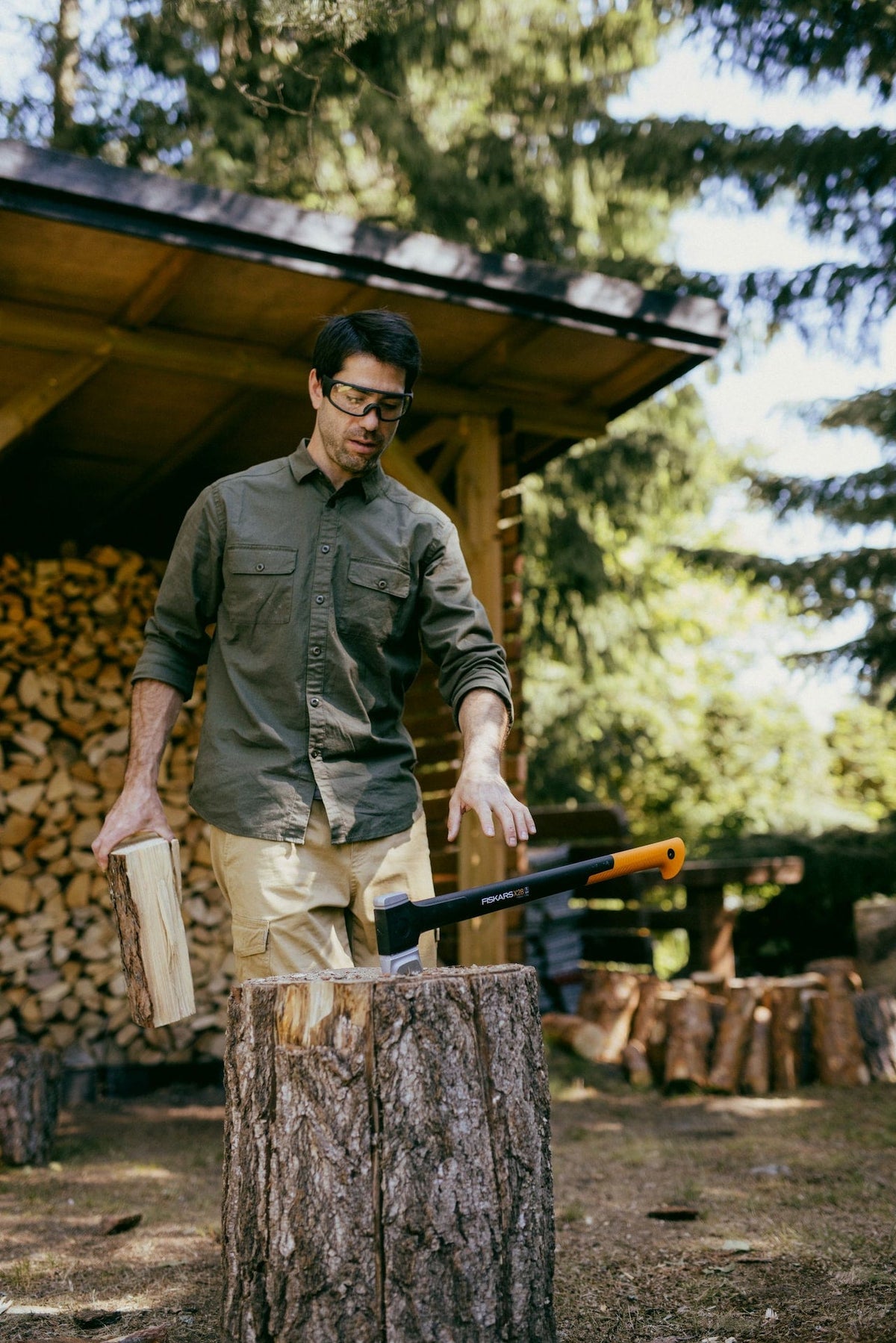 Splitting Axe with shaft, 28-in