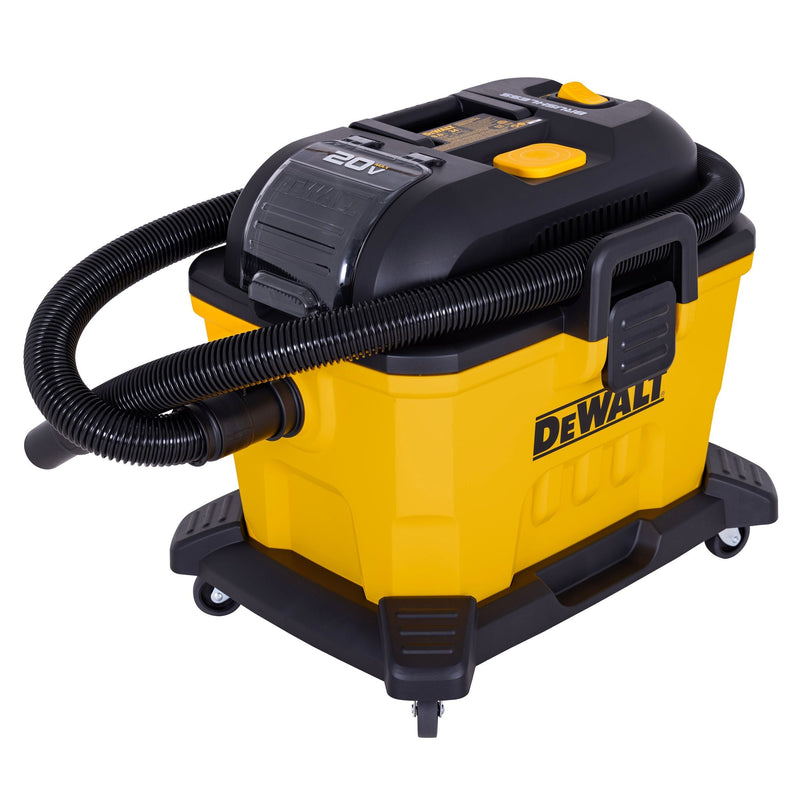 AC/DC Poly Dry/Wet Vacuum, Water-Resistant Off/ Switch, 34-L B6647