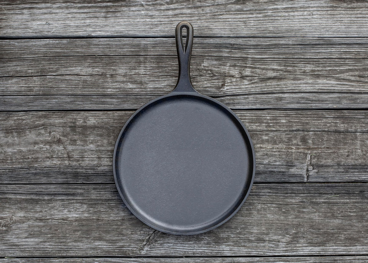 Seasoned Cast-Iron Griddle with Raised Edges, 10.5-in